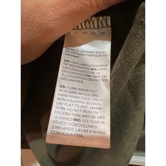 Chicos 100% Linen Green Sequined Parrot Cropped Tshirt Boho Tropical - Picture 6 of 6